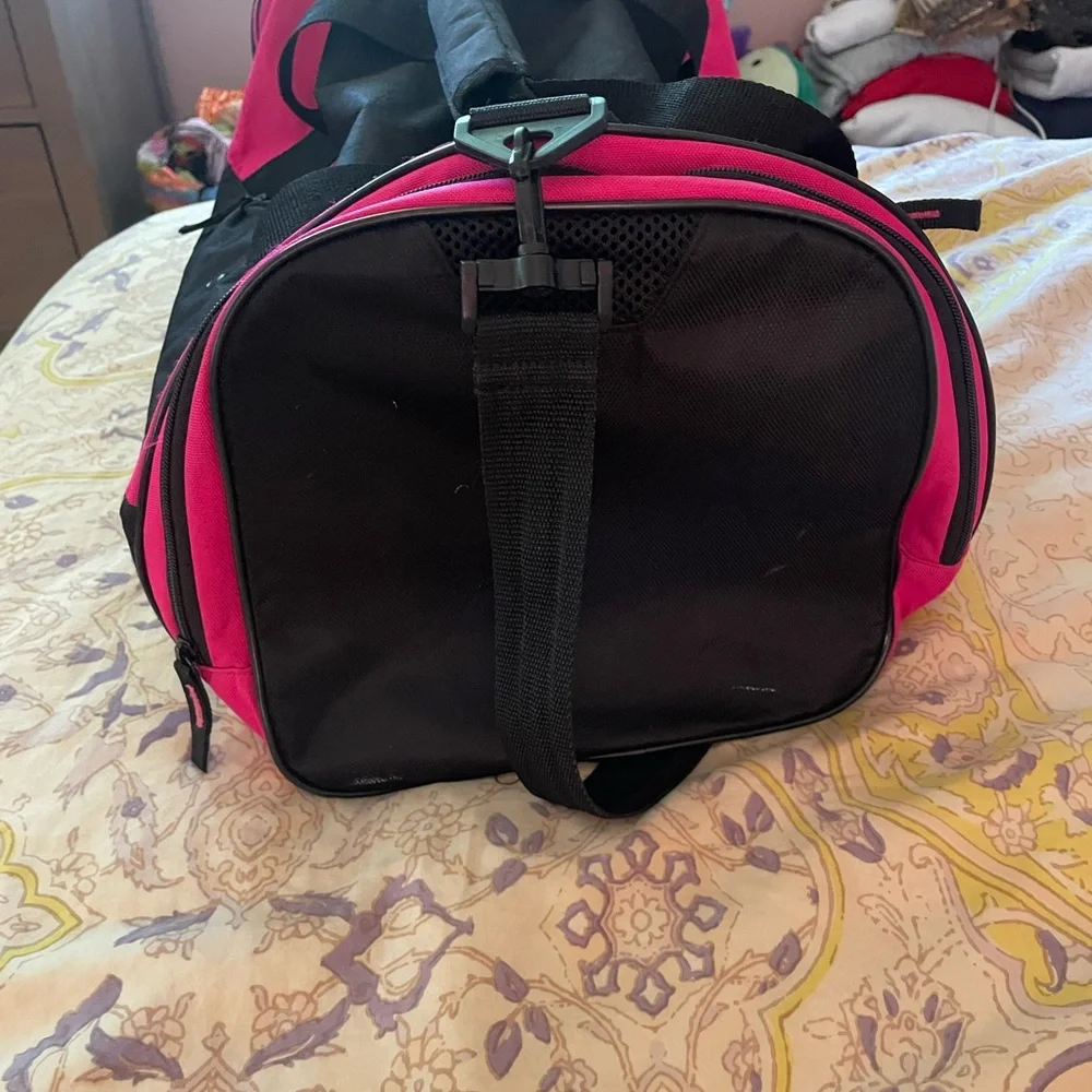 Reebok Pink and Black Duffel Bag - Picture 5 of 12
